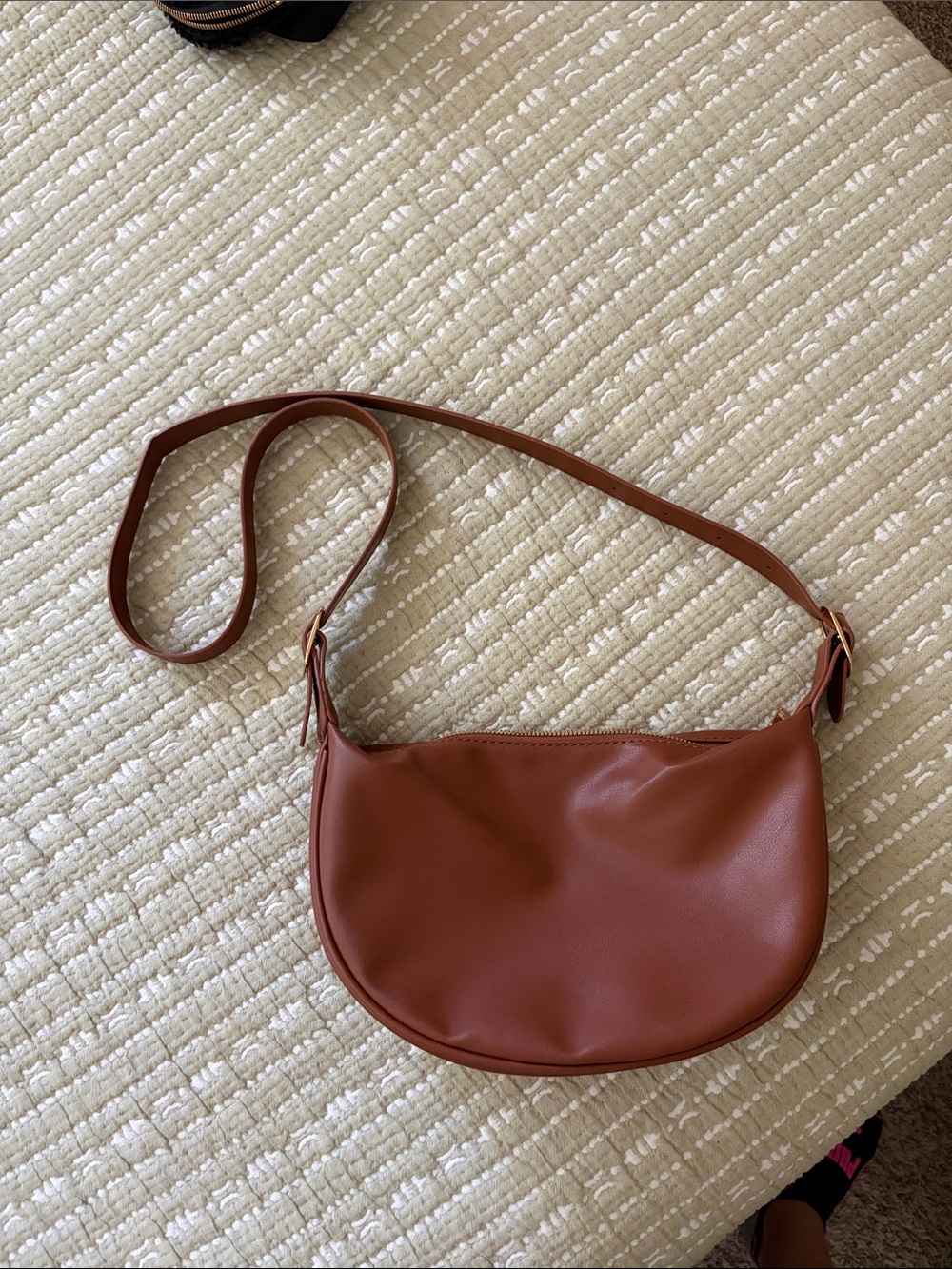 Leather Crossbody Bag in Cognac Brown